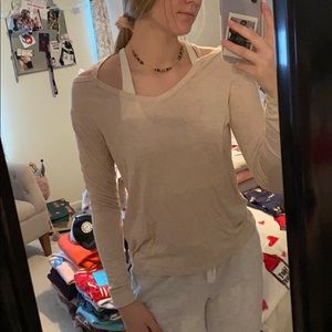 FRANCESCAS OFF THE SHOULDER TOP